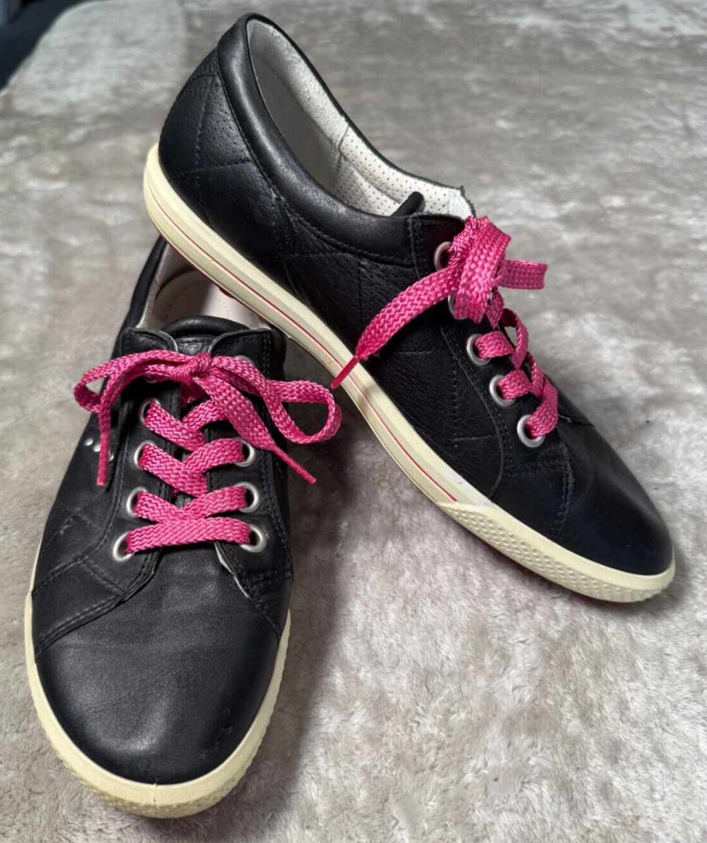ECCO Black Leather Pink Spikeless Golf Shoes Womens Size 8.5 EU 39